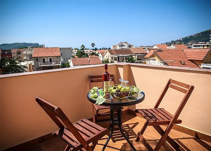 Apartments Stari Ribar